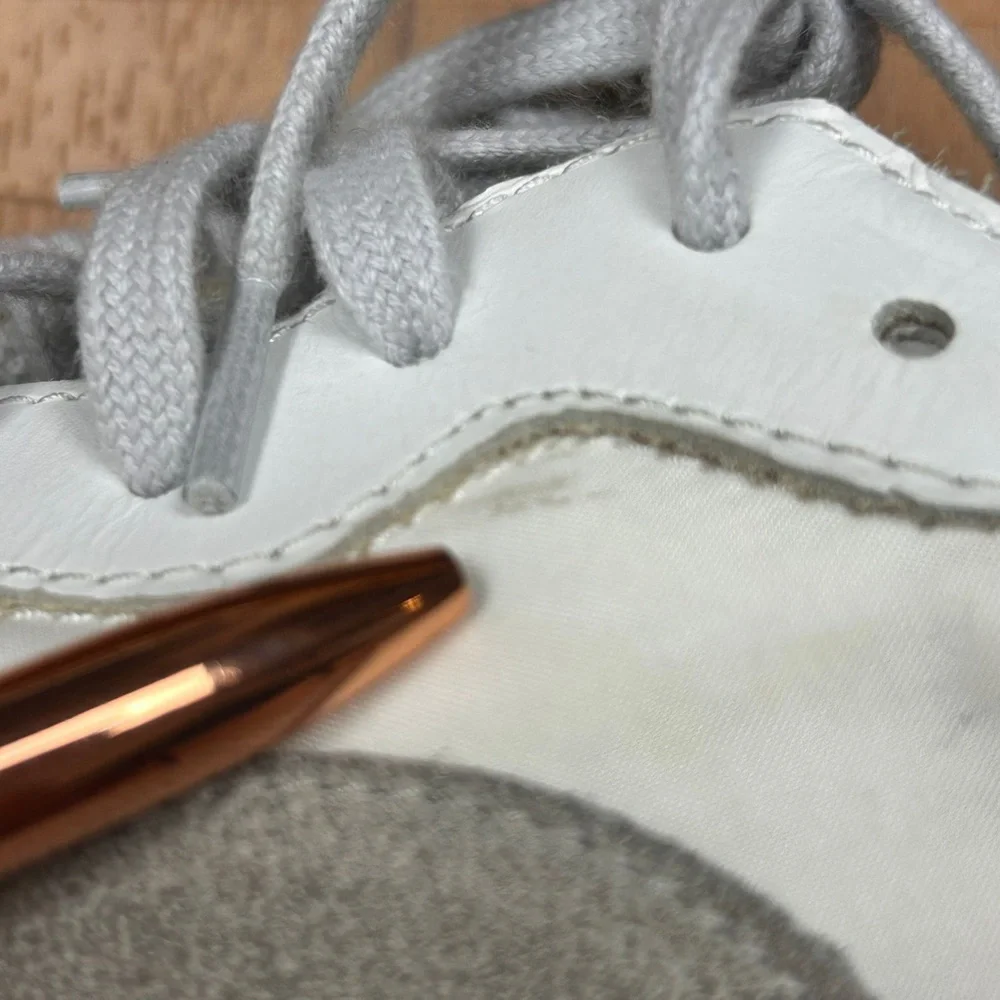 Oliver Cabell‎ White Sneakers Women Size 42 Gray Accent Casual Shoes